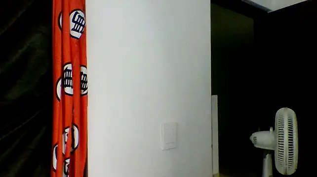 Kenner_fox77 live cam on StripChat