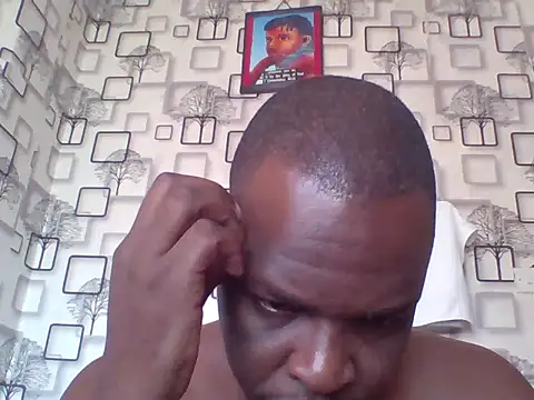 Chumba_001 live cam on StripChat