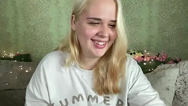 IvyLebelly live sex cam