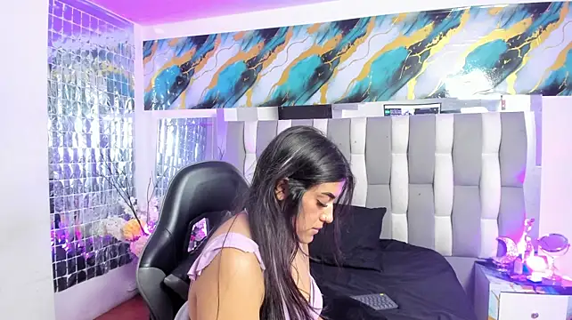 IsaDiiaz live cam on StripChat