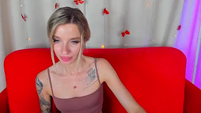 AlinaLovelyX