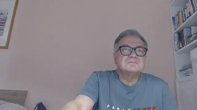 YOU6me live cam on StripChat