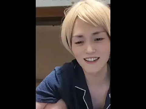 mgnhiroyuki live cam on StripChat