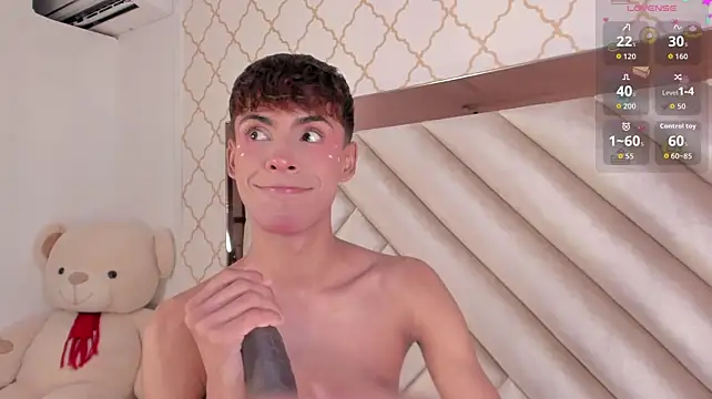 kaelsoft_ (M twink) - deep, more drool