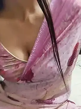 Shalu_G live webcam