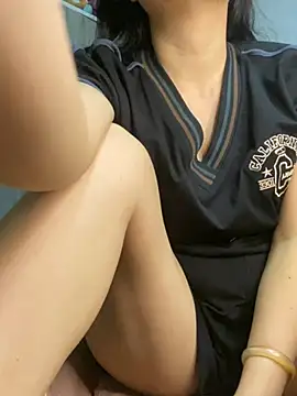 Ivy_Trix2 live cam on StripChat