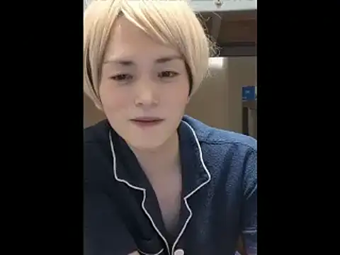 mgnhiroyuki live cam on StripChat