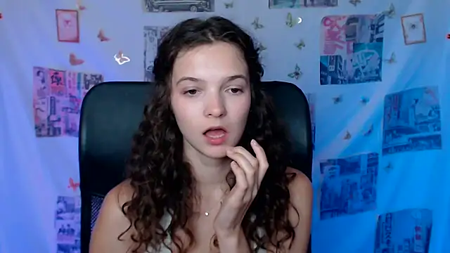 _SusieSu_ live cam on StripChat