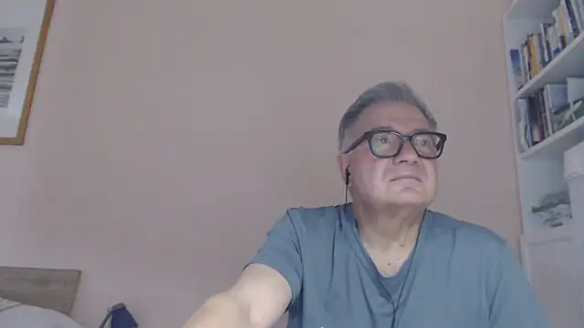YOU6me live cam on StripChat