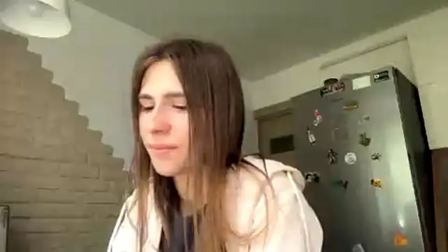 ZaraGuyette webcam