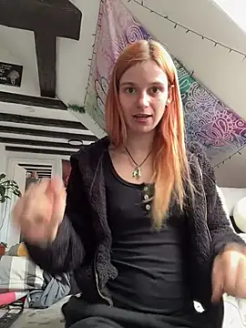 LeylaSquirtyBirty webcam