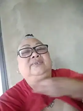 YourMomy-