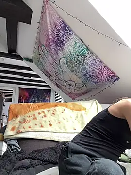 leylasquirtybirty (F young) - 🍑Show Ass + 10x Slaps