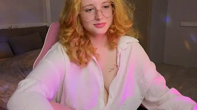 SweetieAnny webcam