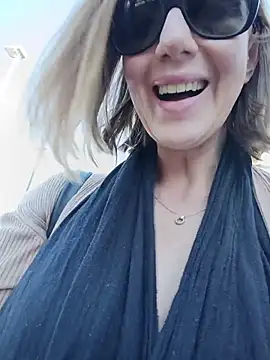 topsywilde (F milf) - Put lush in