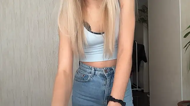 Glamorforyou live cam on StripChat