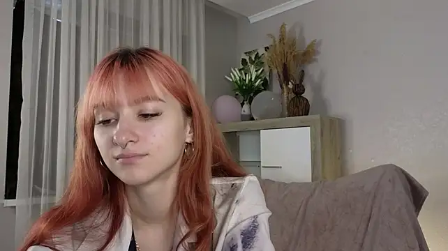 InternetGirlfriend live cam on StripChat