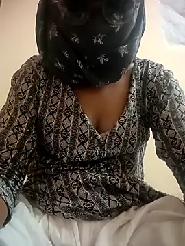 Nilam_89 live cam on StripChat