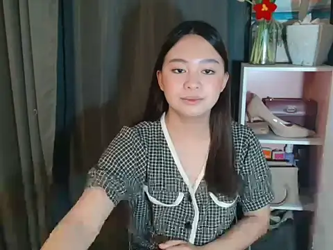 Model: urhotkimmy