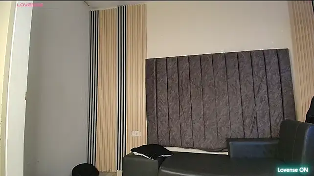andres_stud (M young) - STIMULATE MY G-SPOT AND MAKE ME CUM