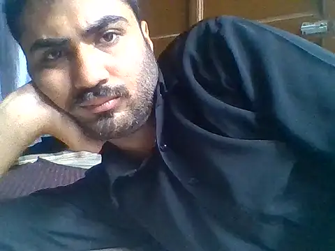 rooh_afza_22 (M young) - Wanna become a makup artist (Rs 100000)
