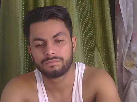 Stubborndesiboy webcam