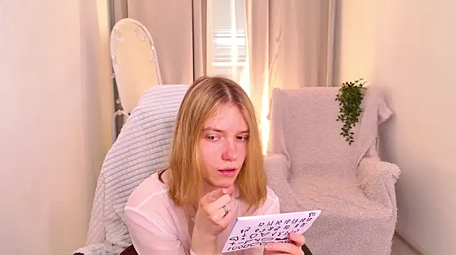 MilanaRayy live webcam