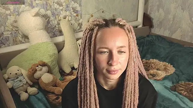 cutest_lucy live webcam