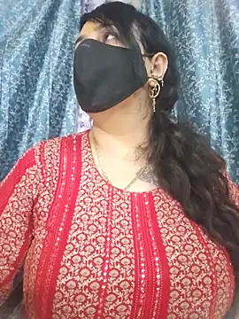 cute-tanvi live cam on StripChat