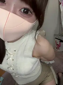 momo_mm webcam stripchat model stream image