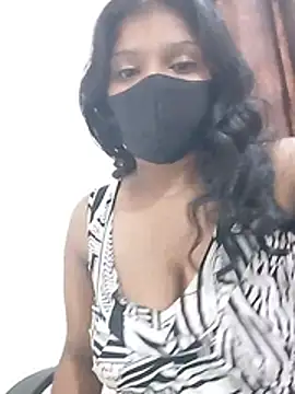 Ishika_011 live cam on StripChat