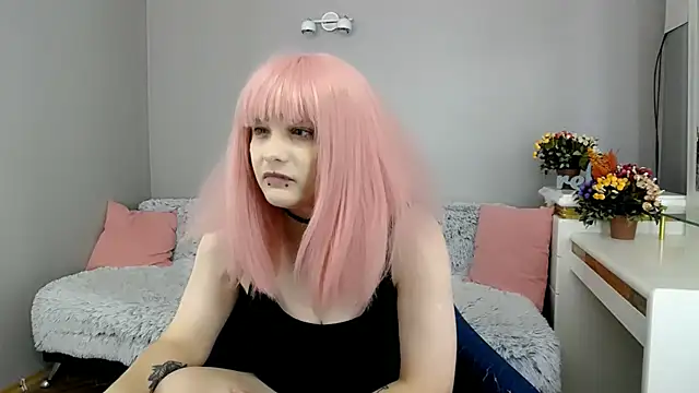Estheri live cam on StripChat