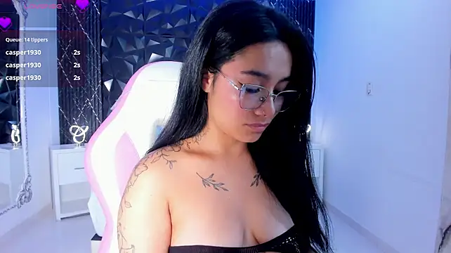 AnaiaClarck live cam on StripChat