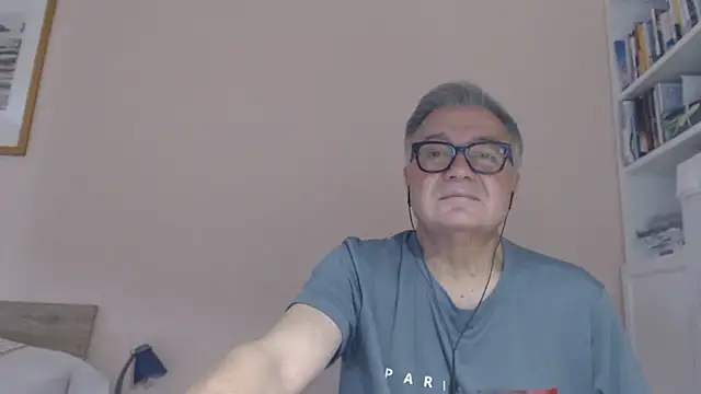 YOU6me live cam on StripChat