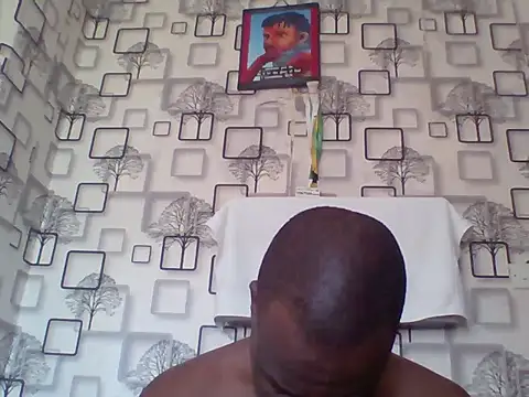 Chumba_001 live cam on StripChat