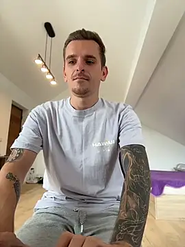 huge_cock22cm (Ask my age) - Ler's have fun!