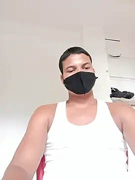 Rashi__75 live cam on StripChat
