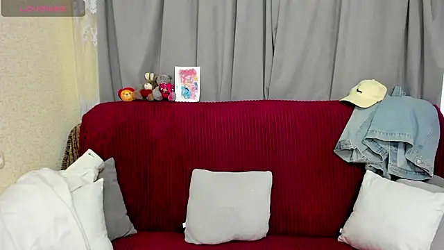 TayanaJons webcam