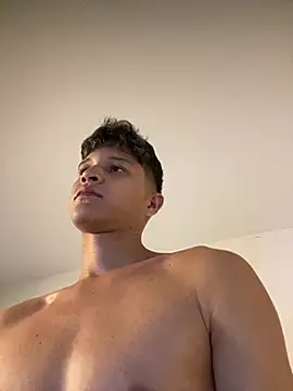 Twinkcock22 live cam on StripChat
