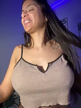 chicachocolate01 (F young) - Ride torso in doggy position 🔥