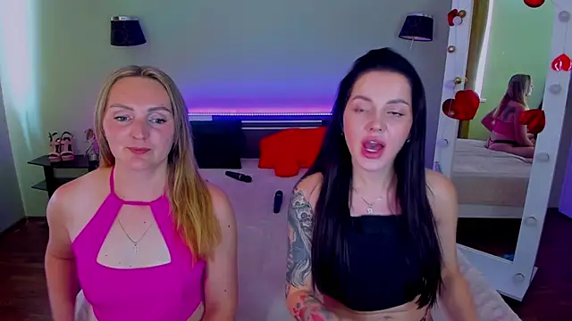 MagicEyess live cam on StripChat