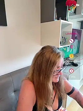 MumGabriela webcam