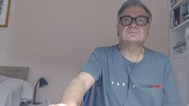 YOU6me live cam on StripChat