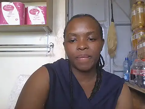 peacefulbignipple live cam on StripChat