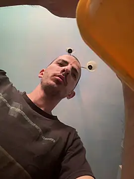 zozo971008 live sex cam