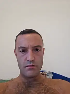 enricso (Ask my age) - Horny cum show