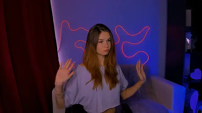 angie_foxy1