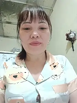 Sana-vn live cam on StripChat