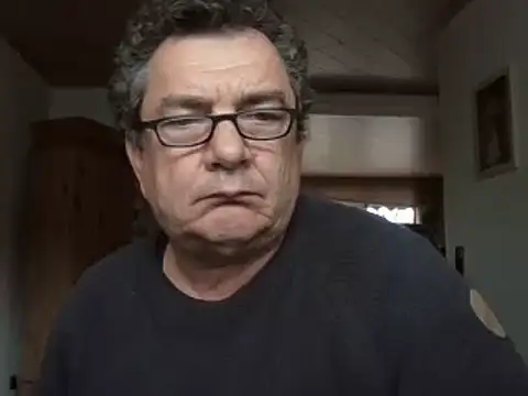 Nobbie444 live sex cam