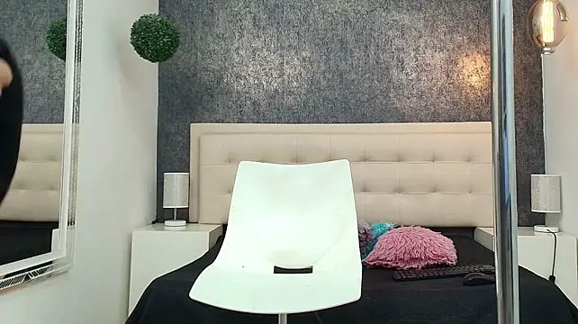 Erick_Zhimerman live cam on StripChat